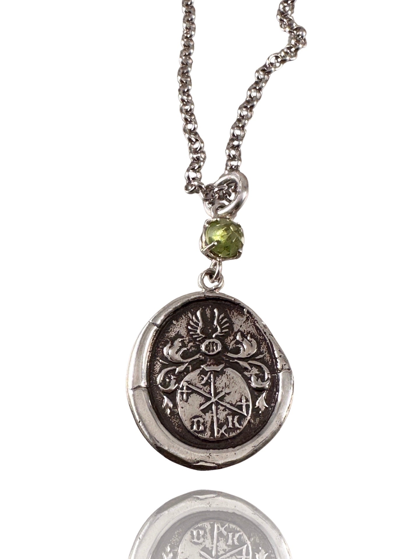 Baton Shield Peridot Necklace