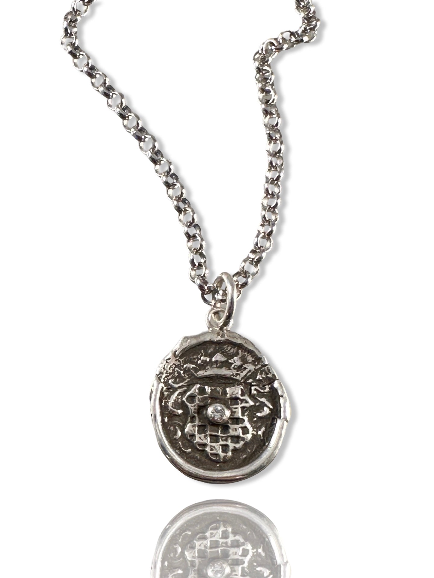 Checkered Crown Charm Necklace with Diamond