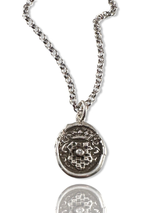 Checkered Crown Charm Necklace with Diamond