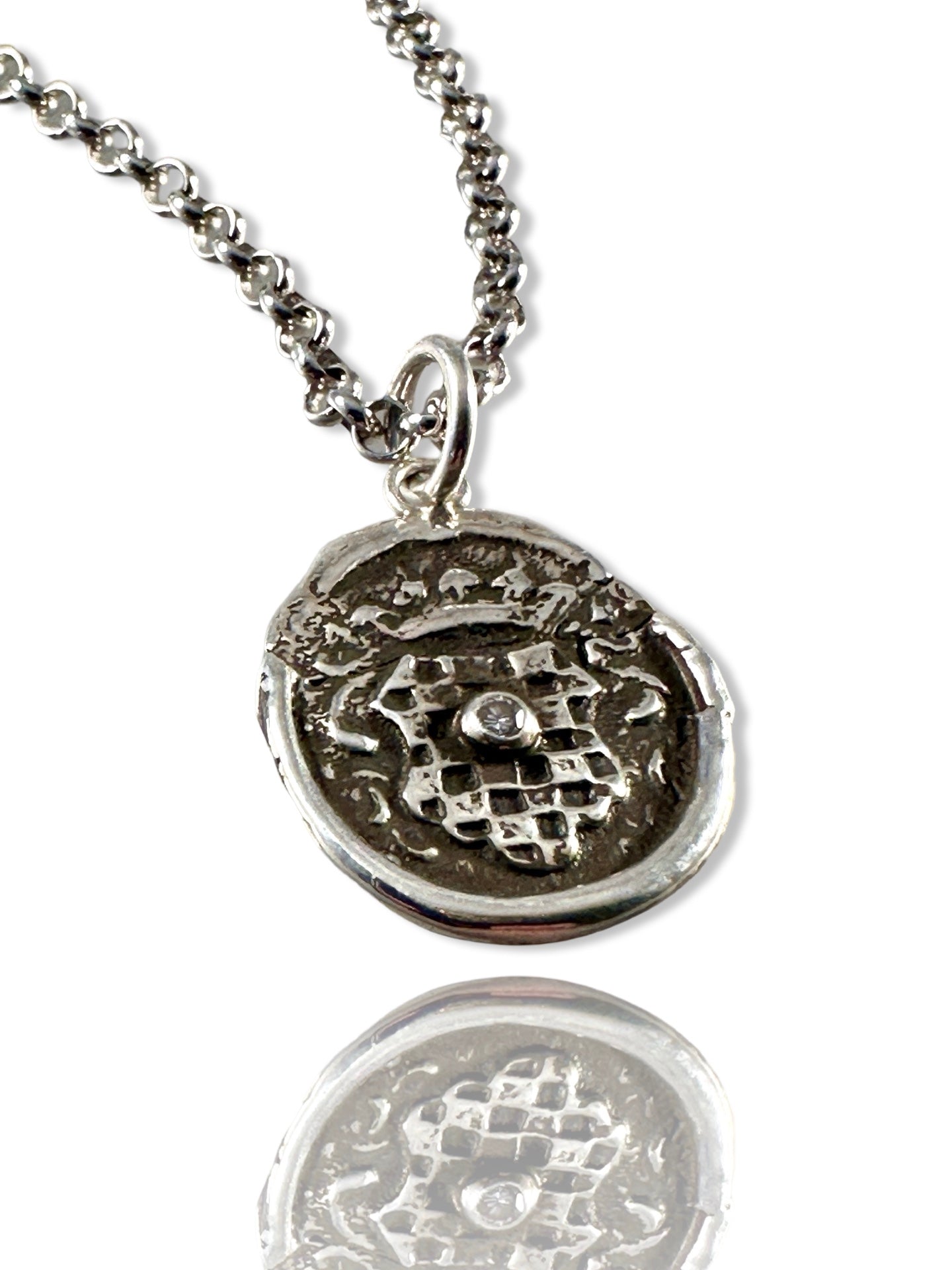 Checkered Crown Charm Necklace with Diamond