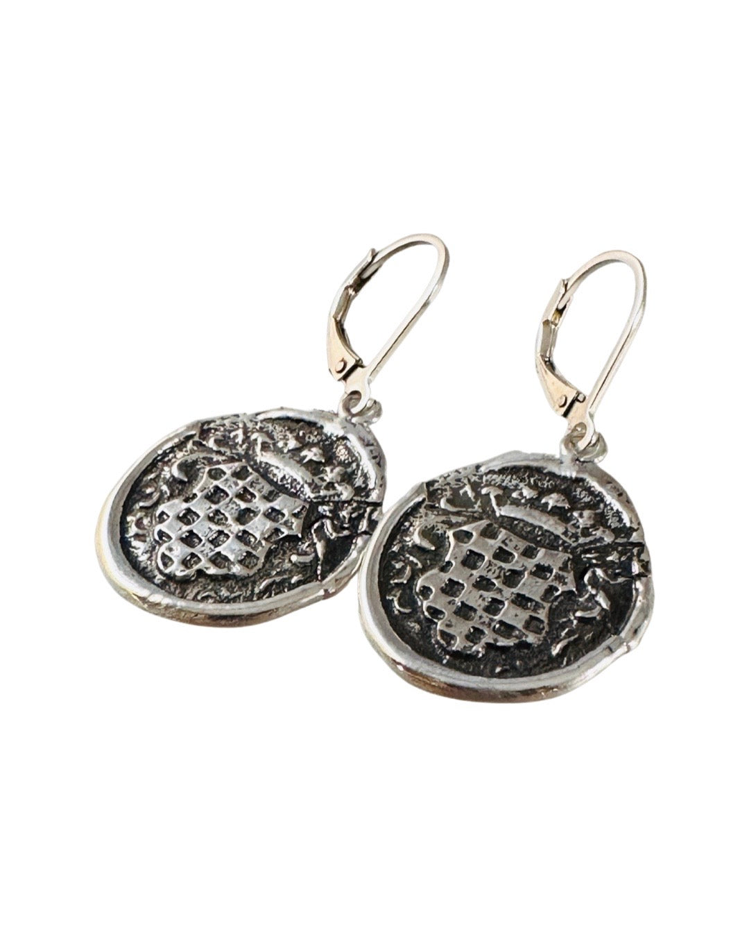 Checkered Crest Silver Shield Earring